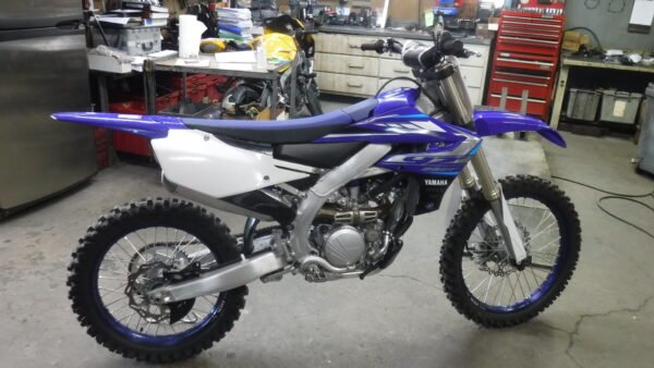 Used 2020 Yamaha Dirt Bike Motorcycle YZ250F For Sale - Image 5