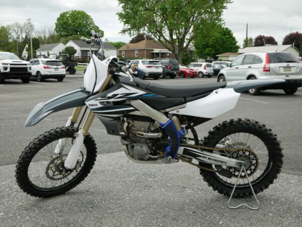 Used 2020 Yamaha Dirt Bike Motorcycle YZ450F