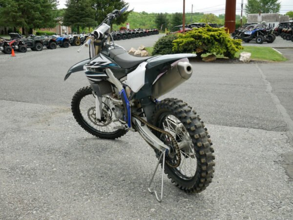 Used 2020 Yamaha Dirt Bike Motorcycle YZ450F - Image 3